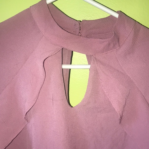 It’s long sleeve top - Picture 3 of 6